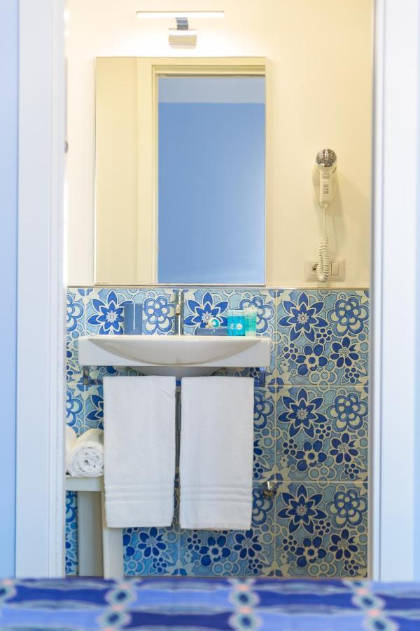 Bed and Breakfast Casa Ela à Sorrente Extérieur photo